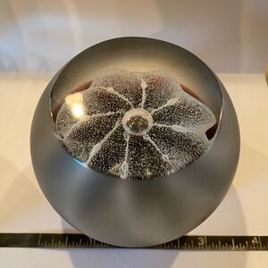 Caithness Scotland Paperweight 811/1000